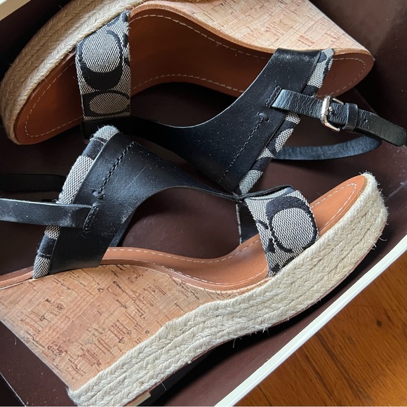 Coach Mendez Sandals Navy 8.5 - Picture 9 of 10